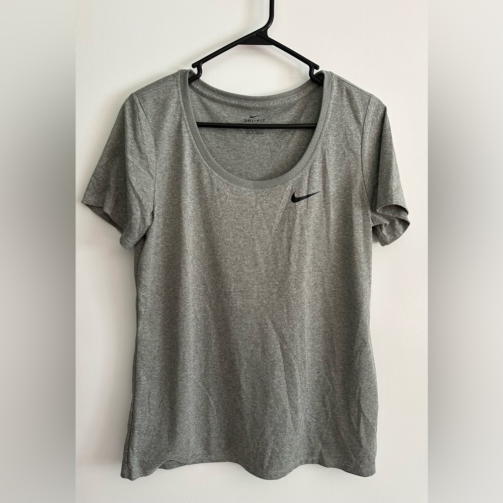 Nike. Womens. Dri-Fit Tshirt.